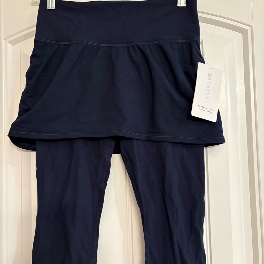 Athleta Dark Blue Capri Leggings